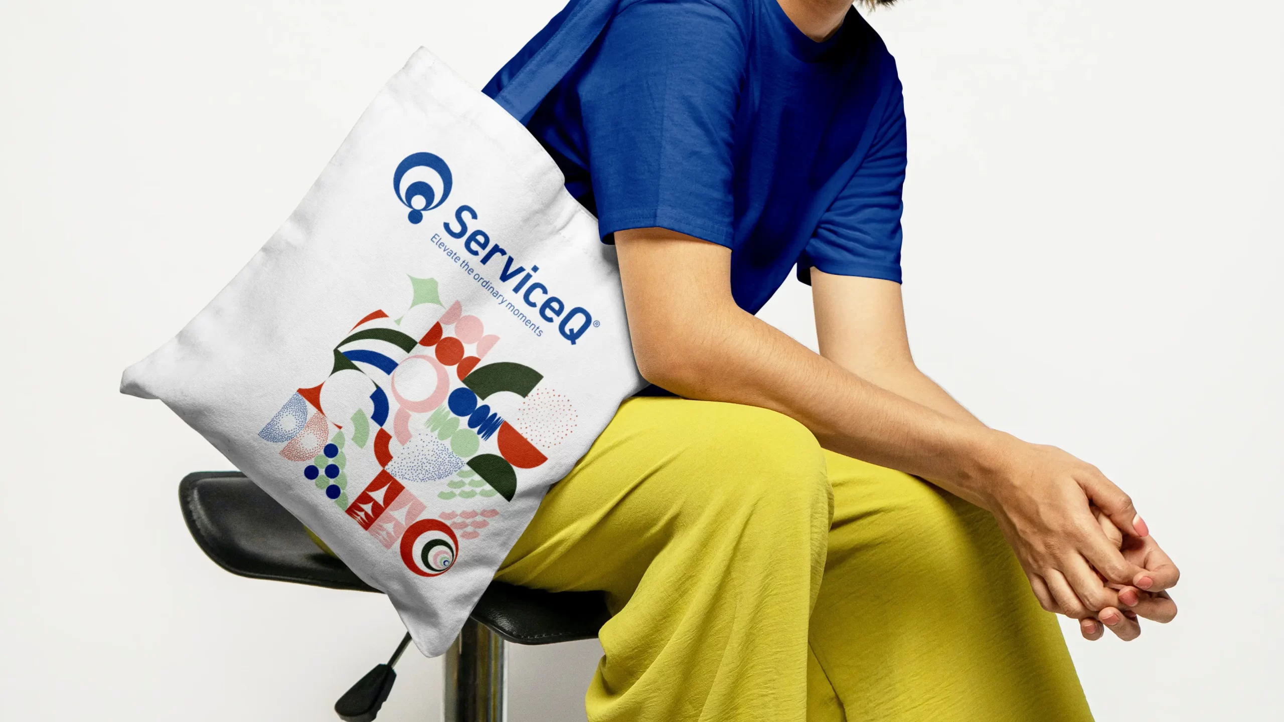Tote-Bag-ServiceQ-Brand-Identity-Design-by-Yianni-Kouros